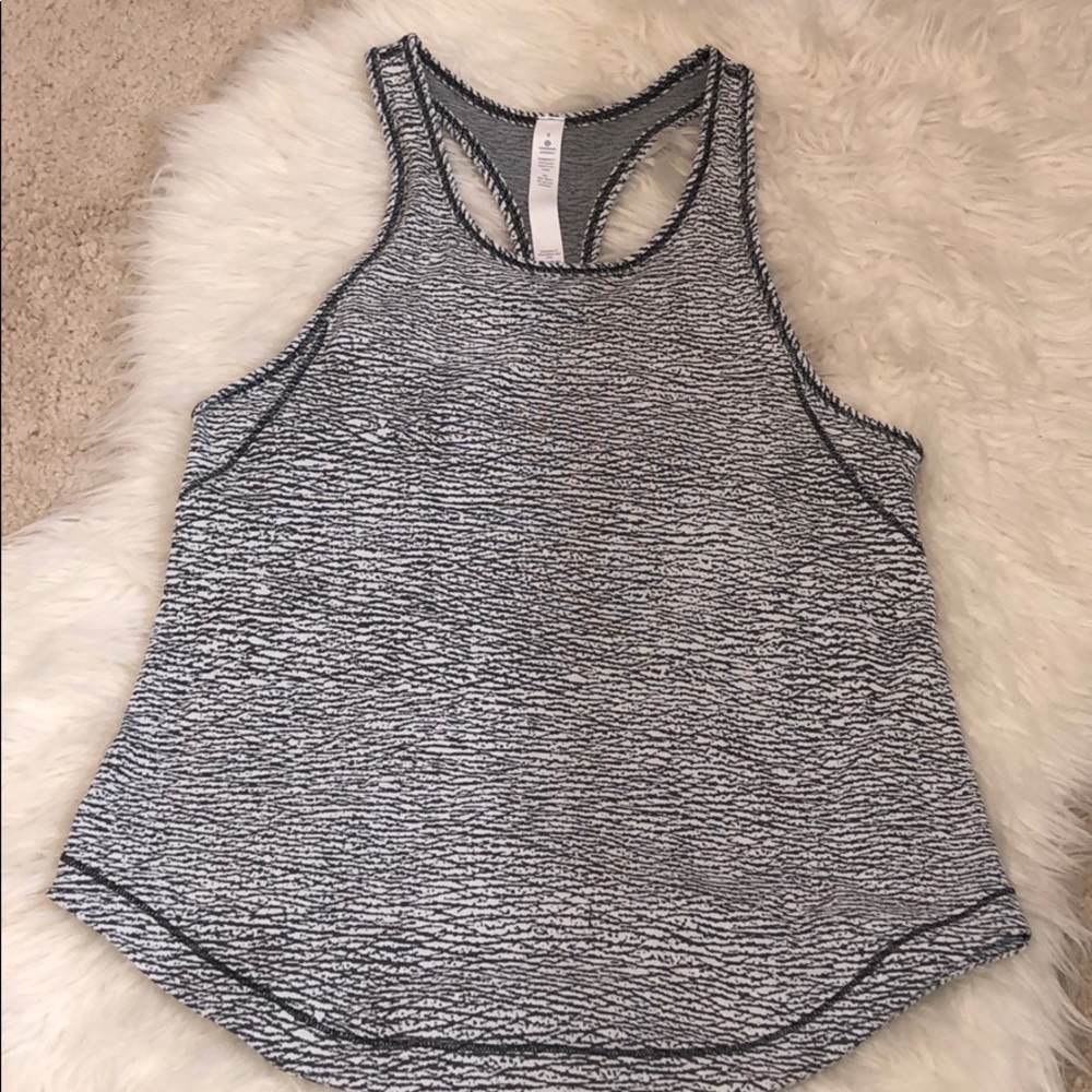 NWOT LULULEMON TANK